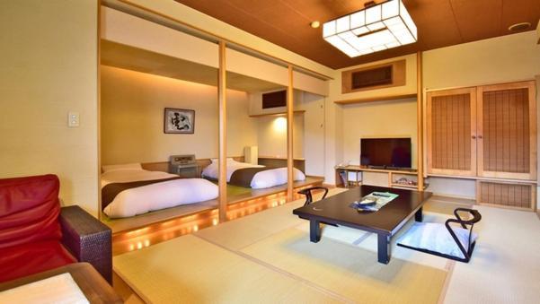 Atami Juraku Hotel Buitenkant foto